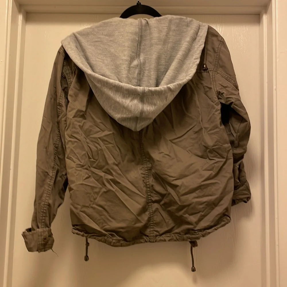 Jacket - Picture 2 of 3